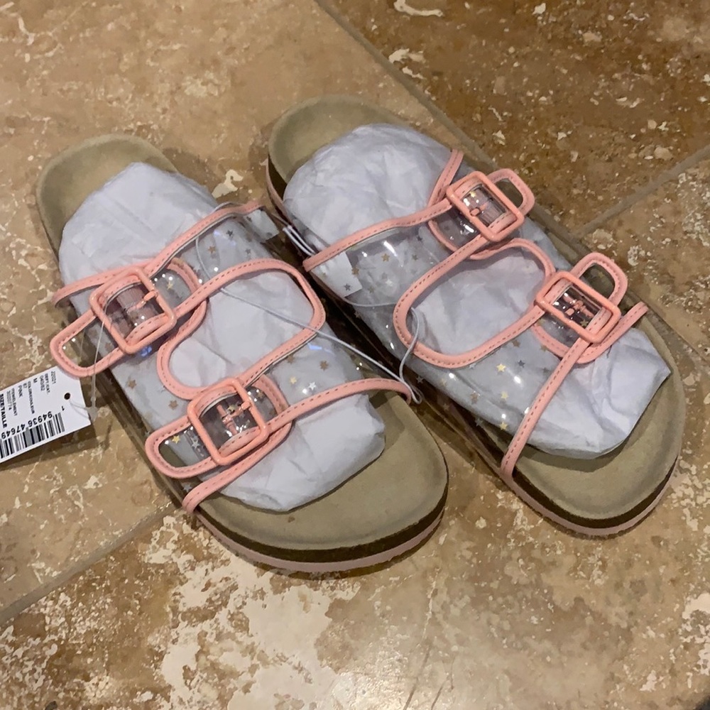 Fun sandals 💖